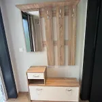 Containers Amenage Au Coeur Des Chants Des Grenouilles Luxussátor Hotton