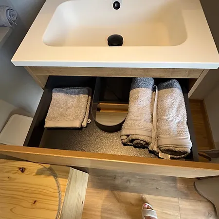 Οργανωμένο κάμπινγκ Containers Amenage Au Coeur Des Chants Des Grenouilles Hotton